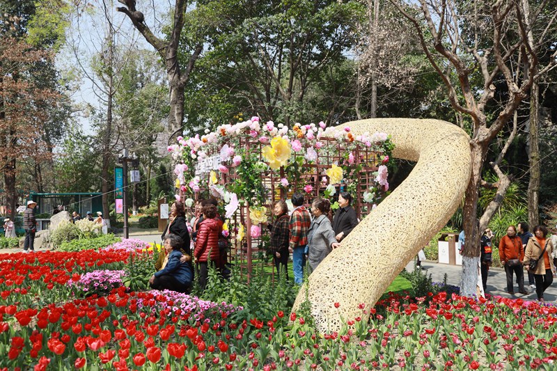 花會(huì)現(xiàn)場(chǎng)_副本.jpg