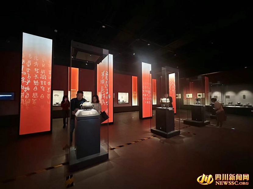 展覽現(xiàn)場(chǎng)_副本.jpg