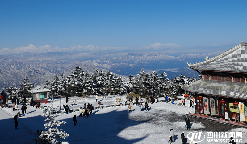 峨眉山金頂雪景1.png